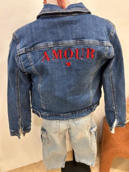 Veste en jean "AMOUR"